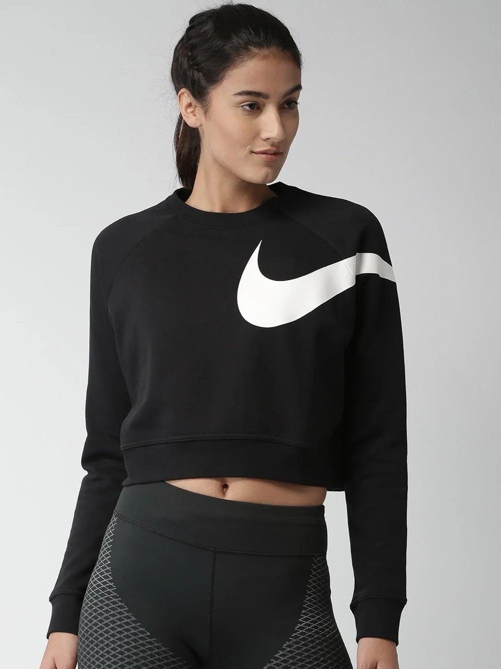 Nike Black & White Cropped Crewneck Swish Sweatshirt S